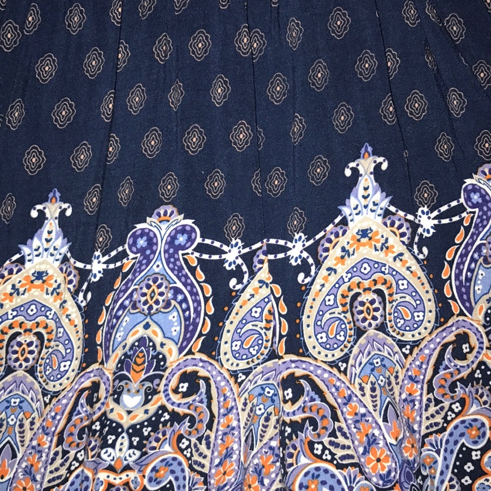 Romper - Picture 2 of 3